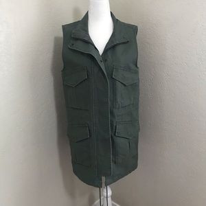 Abercrombie & Fitch utility vest